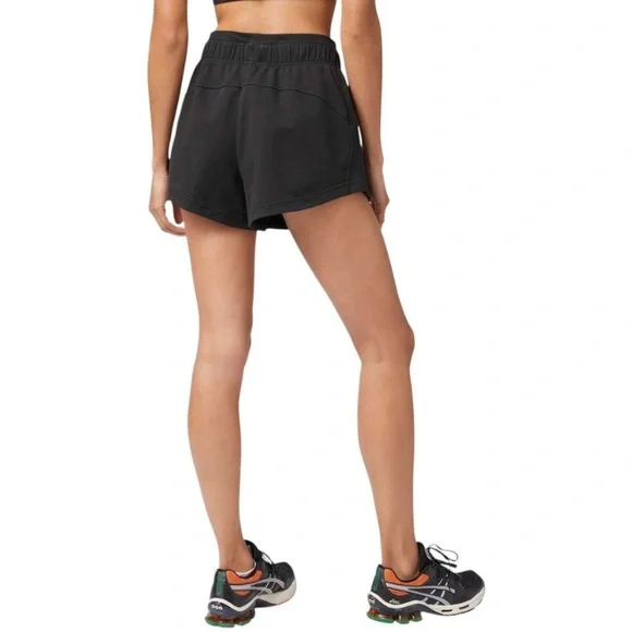 Lululemon Inner Glow Short 3” Terry Athletic Shorts Black Size 6 (Like New) - Picture 3 of 13